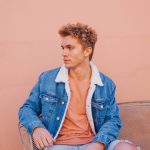 photo 1551110649 ac472a979f69